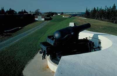 Part of the York Redoubt National Historic Site of Canada © Parks Canada Agency/Agence Parcs Canada