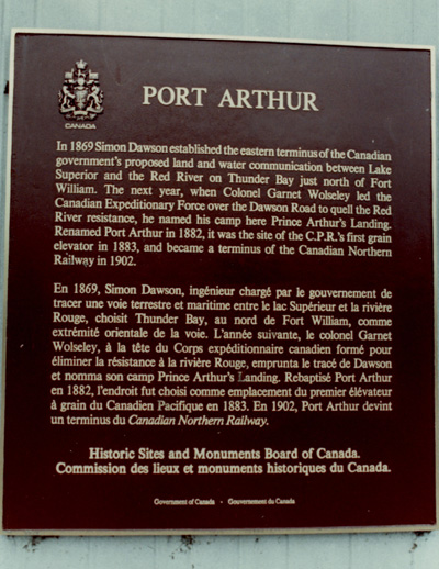 Detailed view of the HSMBC plaque © Parks Canada / Parcs Canada, 1989