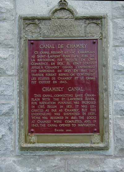 General view of original HSMBC 1927 plaque (© Parks Canada Agency / Agence Parcs Canada, 2002.)