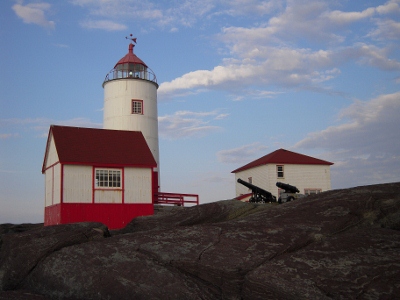 Vue générale du phare de l'île Verte © Agence Parcs Canada | Parks Canada Agency, Valérie Busque, 2009.
