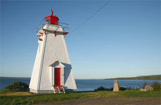 Vue générale du phare de Schafner Point, 2011. (© Kraig Anderson - lighthousefriends.com)