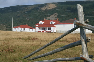 General view of Cape Anguille Lightstation showing the mountains in background © Linkum Tours, Ed English
