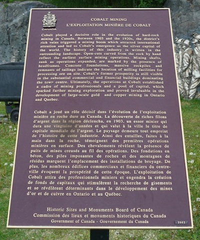 View of the HSMBC plaque © Alan Brown, plaques of Ontario, 2011, (Colin Old)