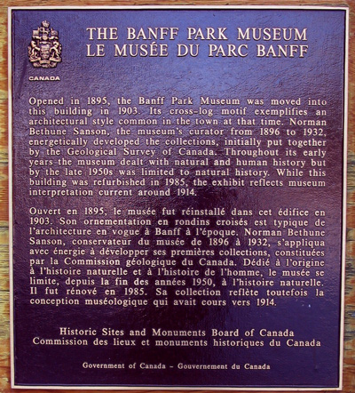 Detailled view of HSMBC plaque © Parks Canada / Parcs Canada, 2003