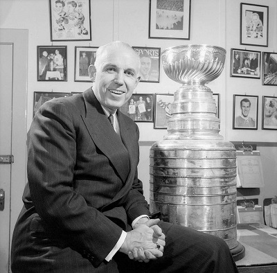 Clarence Campbell, President of National Hockey League and Stanley Cup. © Bibliothèque et Archives Canada | Library and Archives Canada / Fonds de l'office national du film | National Film Board fonds / e011176459