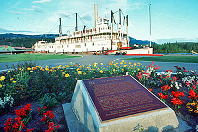 General view of the S.S. Klondike National Historic Site of Canada also showing the Historic Sites and Monuments Board of Canada plaque, 1982. © Parks Canada | Parcs Canada