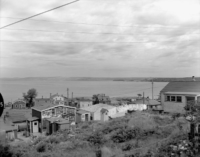 Vue aérienne de Africville avant la relocalisation, vers 1958. © Library and Archives Canada | Bibliotheque et Archives Canada, C.M.H.C., PA-170741.