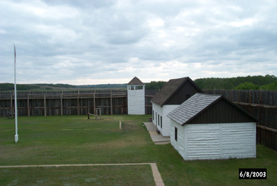 View of buildings inside the fort © Parks Canada / Parcs Canada, 2003