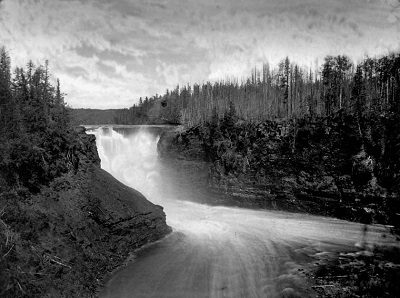 Canadian Pacific Railway Survey. Falls of the Kaministikwia River, 30 miles above Fort William Lake © Charles Horetzky / Library and Archives Canada | Bibliothèque et Archives Canada / PA-022621