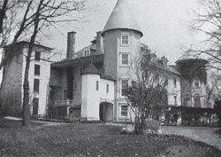 The manor house, circa 1915