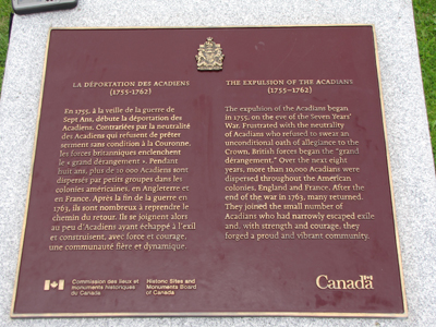 View in detail of the HSMBC plaque © Parks Canada / parcs Canada, 2010 (Jim Molnar)