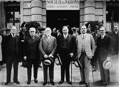 Canadian Delegation, League of Nations (© Library and Archives Canada | Bibliothèque et Archives Canada / C-009055)