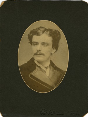 Honoré Beaugrand, Montreal, Quebec, circa 1893 © McCord Stewart Museum Montreal/ Documentary collection | Musée McCord Stewart Montréal/ Collection documentaire, M2012.69.2.17