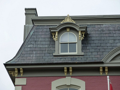 Detail view of Malahat Building, showing its Second Empire style, evident in the mansard roof, 2011. © Parks Canada Agency / Agence Parcs Canada, Andrew Waldron, 2011.