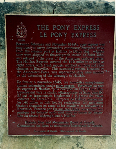 Vue de la plaque de CLMHC, de Halifax à Victoria Beach (© Parks Canada / Parcs Canada, 1989)