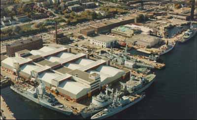 Aerial view of the Halifax Dockyard. © Canadian Navy, Department of National Defence / Marine canadienne, ministère de la Défense nationale.