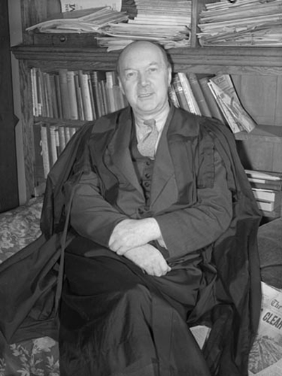 Edwin J. Pratt, Toronto, 1944 (© Gordon W. Powley, PD-CANADA)