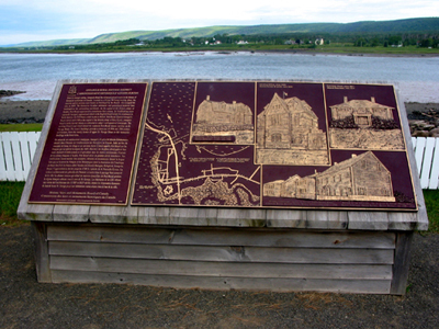 General view of the commemorative plaque, 2004. © Parks Canada Agency / Agence Parcs Canada, 2004.