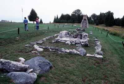 View of remains at Fort St. Joseph, showing the spatial relationships between and among these remnants, 1994. © Parks Canada Agency / Agence Parcs Canada, J.P. Jérôme, 1994.