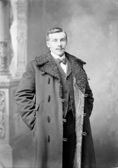 Portrait of Charles Mair © Expired; Credit: William James Topley / Library and Archives Canada / PA-025944
