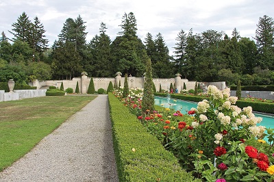 Jardin classique (vers 1935); Chef d'oeuvre d'art moderne de 2 acres conçu par John Lyle © Creative Commons, Thomas 1313