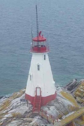 Aerial view of Western Islands Lighthouse © Canadian Coast Guard / Garde côtière canadienne, 1990