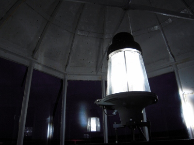 View of Île Verte Lighthouse's lantern in operation © Agence Parcs Canada | Parks Canada Agency, Valérie Busque, 2009.