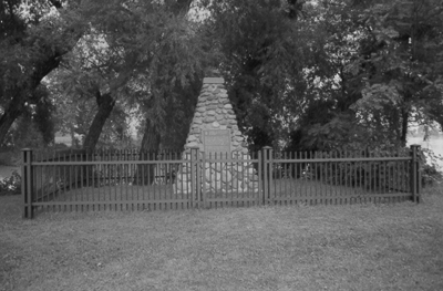 Location of the plaque commemorating Skirmish at McCrae's House © Parks Canada Agency / Agence Parcs Canada