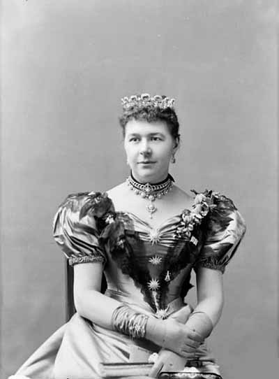Lady Aberdeen © Topley Studio / Library and Archives Canada | Bibliothèque et Archives Canada / PA-025771