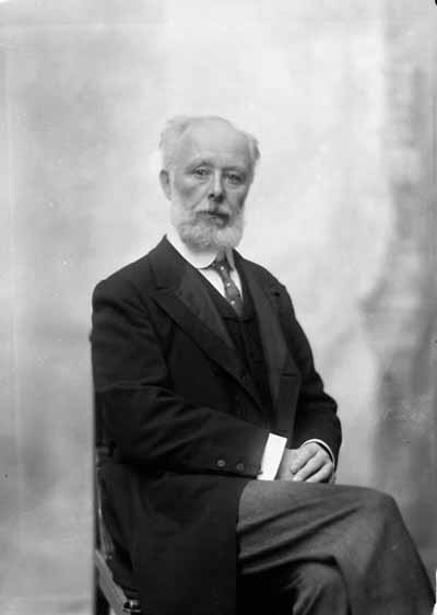 The Hon. Mr. Justice Sir Louis Henry Davies © Topley Studio / Library and Archives Canada | Bibliothèque et Archives Canada / PA-026686