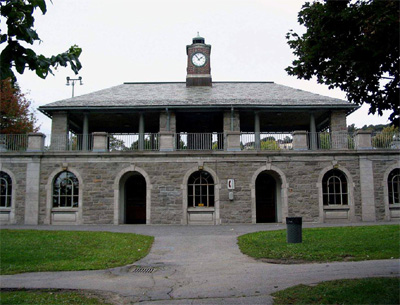 Pavilion in King George Park (1932, Robert Findlay). © Parks Canada / Parcs Canada