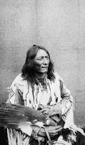 "Crowfoot", Chief of the Blackfeet Indians. © O.B. Buell / Library and Archives Canada | Bibliothèque et Archives Canada / C-001871