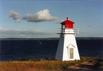Phare de Cape George (lac Bras d'Or) (© Fisheries and Oceans Canada | Pêches et Océans Canada)