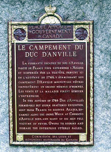 Detail view of the plaque, 2006. © Parks Canada | Parcs Canada, Miriam Walls, 2006.