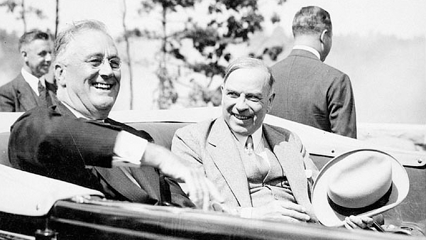 Roosevelt and King opening The 1000 Islands International Bridge 1938