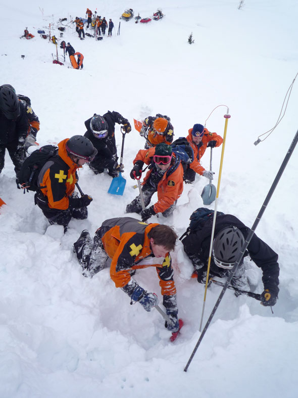 Parks Canada Mountain Safety Specialists practice their skills regularly with other rescue team members. 